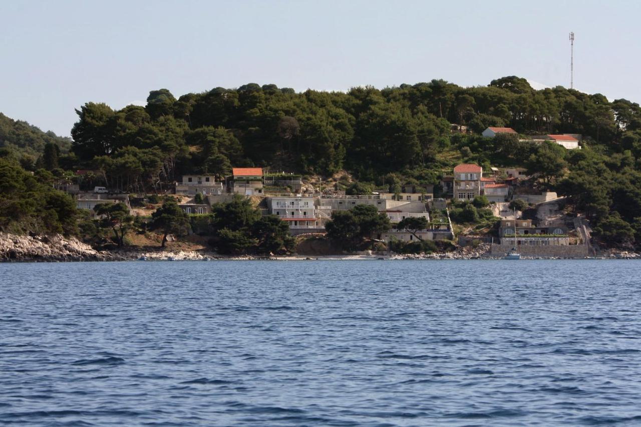 Apartments By The Sea Cove Saplunara, Mljet - 4896 Maranovići Buitenkant foto