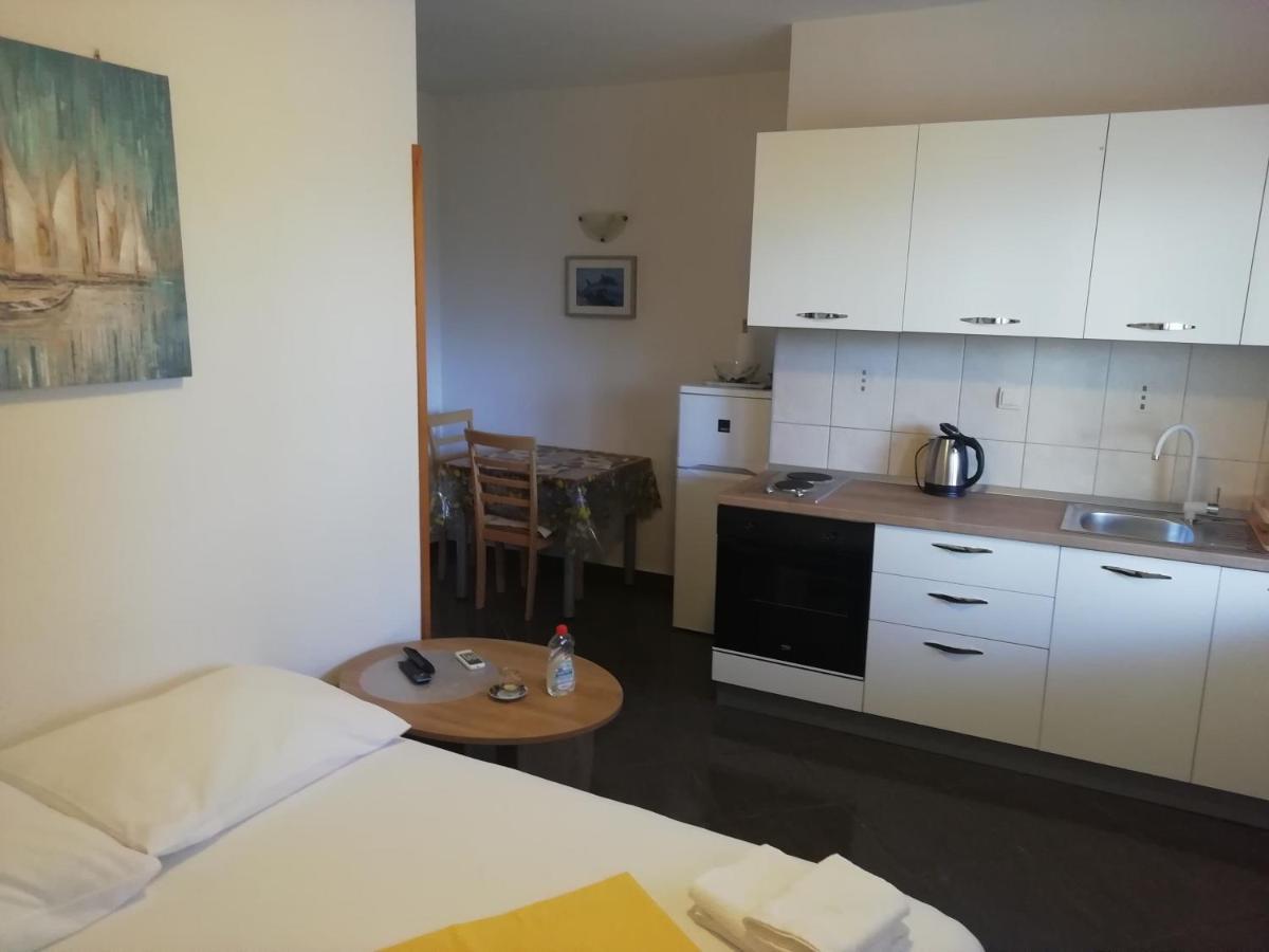 Apartments By The Sea Cove Saplunara, Mljet - 4896 Maranovići Buitenkant foto